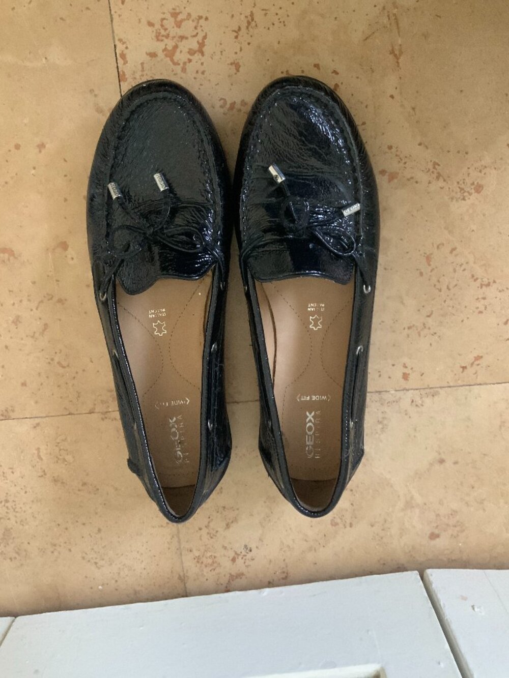 Geox Respira Black Patent Leather Driving Loafers Bow Detail Wide Fit Sz 8